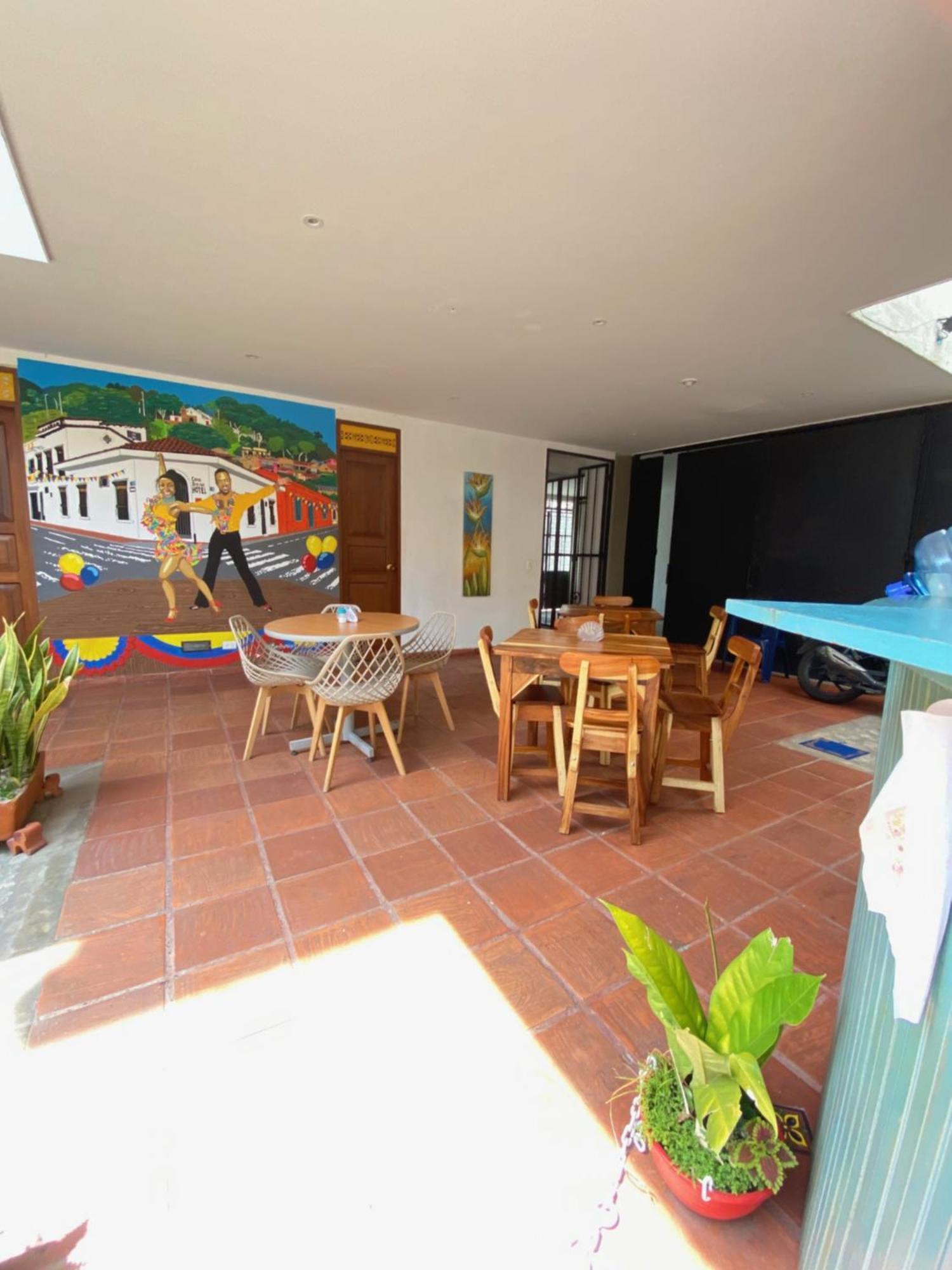 Hotel Casa Bresse Cali Exterior photo