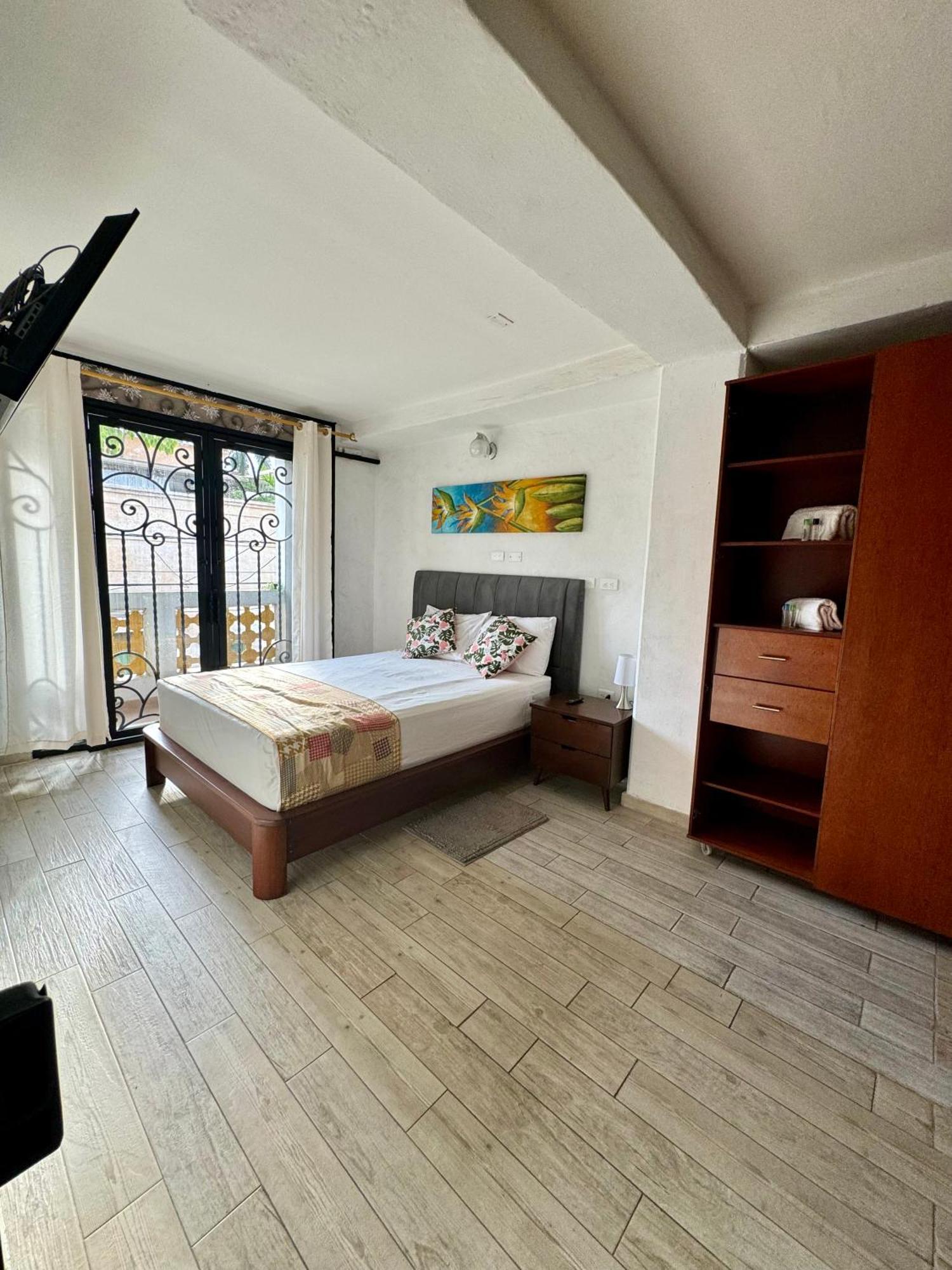 Hotel Casa Bresse Cali Exterior photo